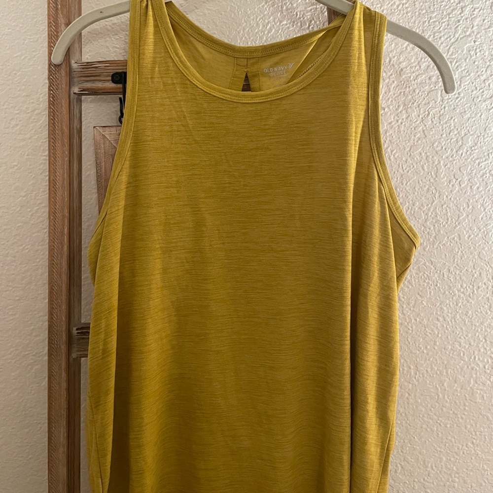 Old navy tank top